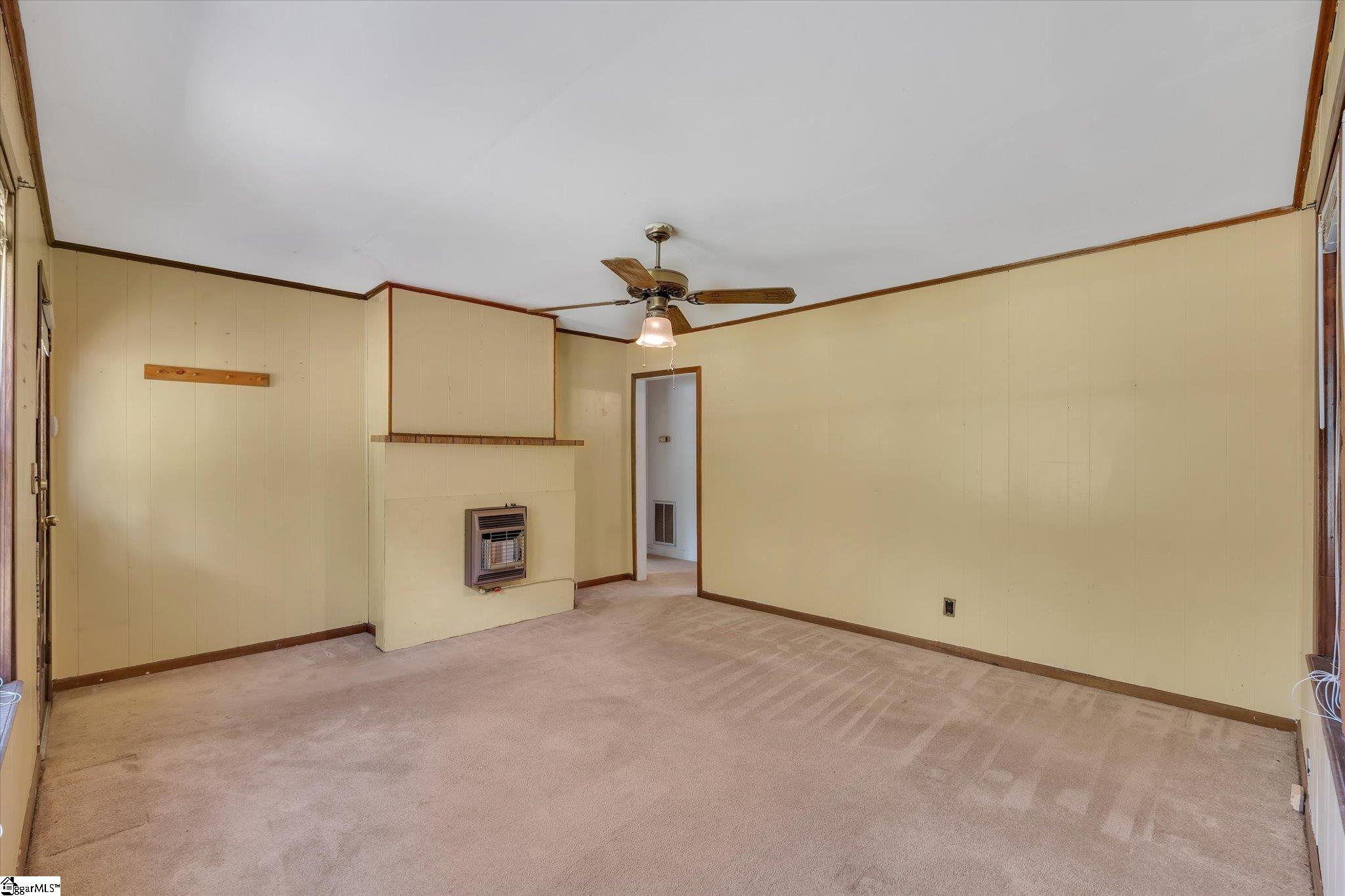 644 Preston Road Pelzer, SC 29669 - Photo 7 of 36
