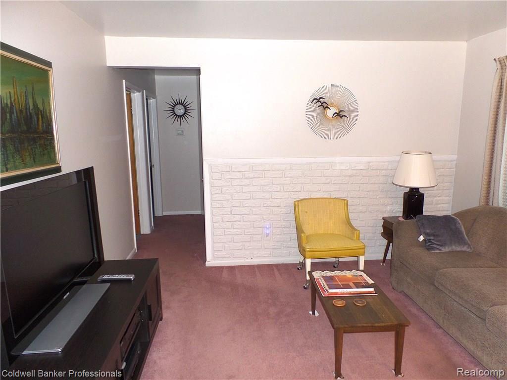 8026 Pelham Road Taylor, MI 48180 - Photo 6 of 33 SAM_0594.JPG