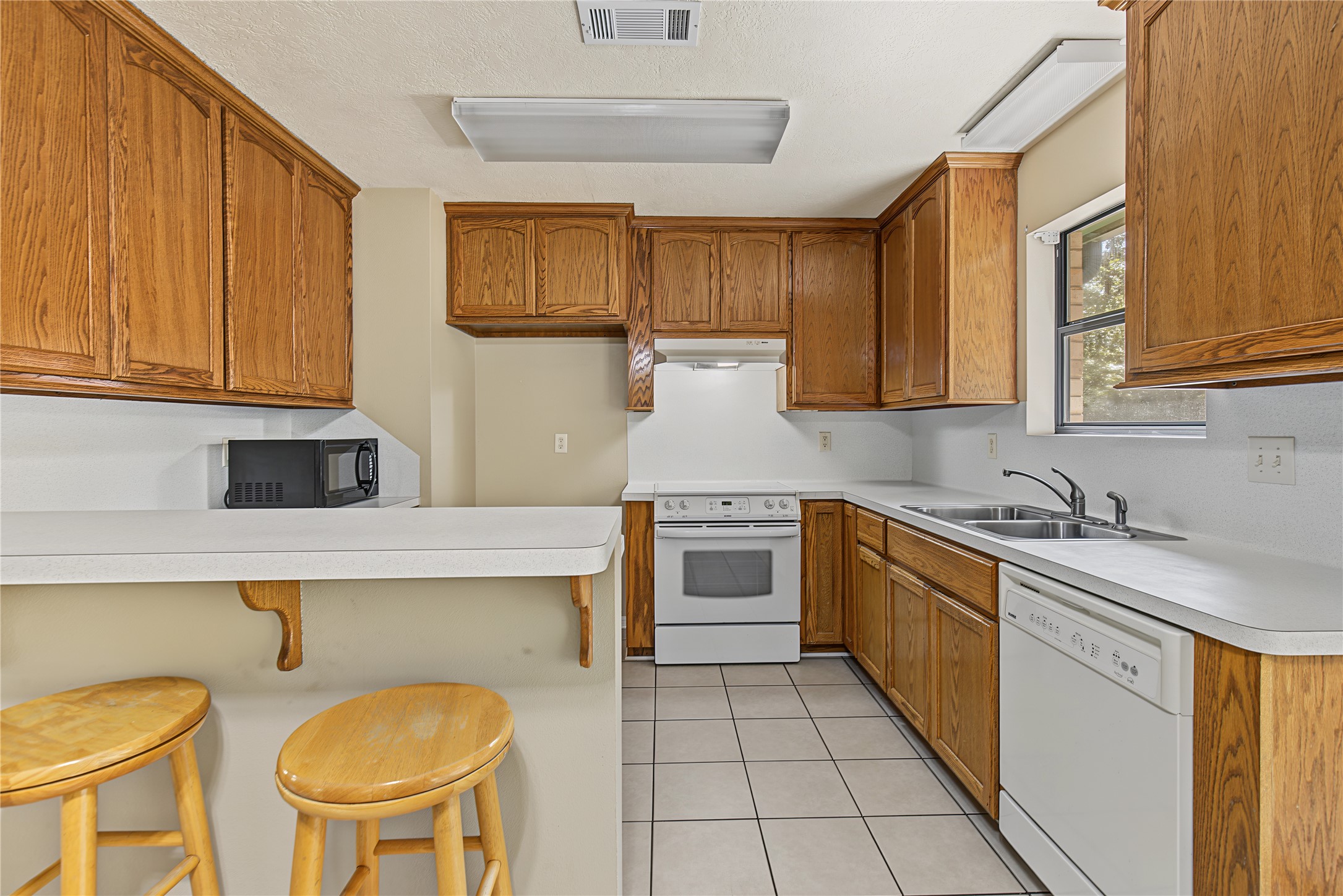 98 Lee Wood Road Huntsville, TX 77320 - Photo 12 of 39 Gallery Image 12