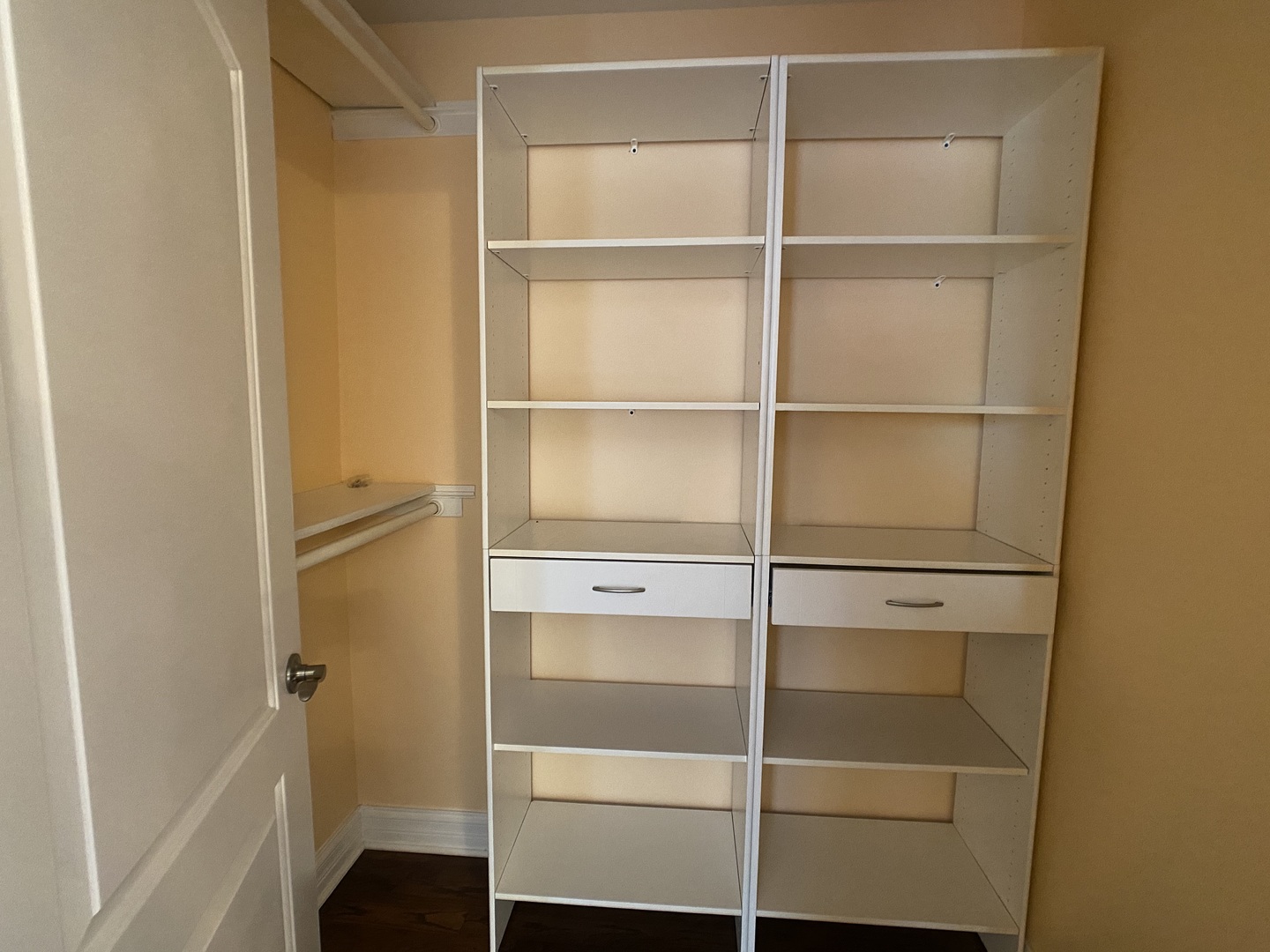 2949 South Halsted Street, Unit B Chicago, IL 60608 - Photo 14 of 22 a view of an empty walk in closet