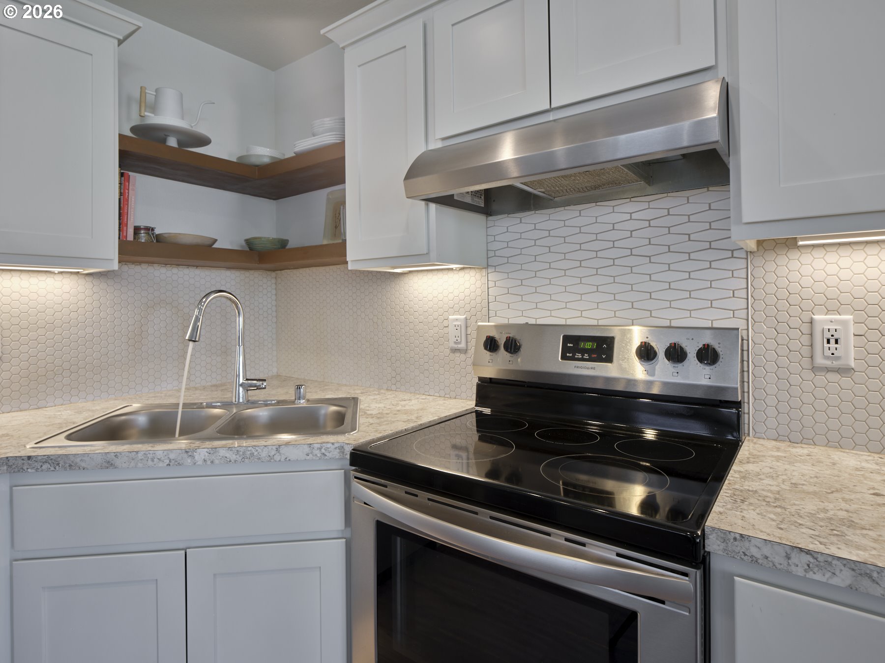 410 Cardinal Avenue Winlock, WA 98596 - Photo 4 of 44