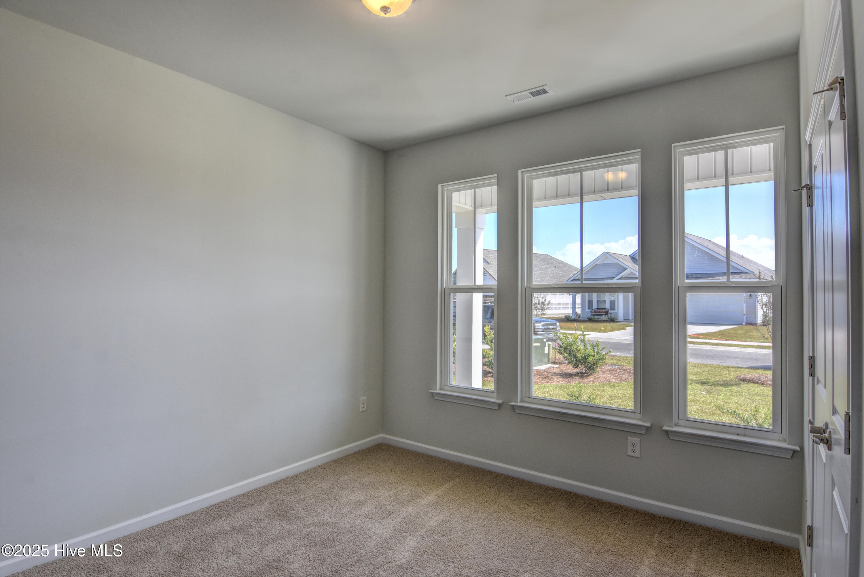 7954 Huron Drive Wilmington, NC 28412 - Photo 21 of 30 7954 Huron (23)