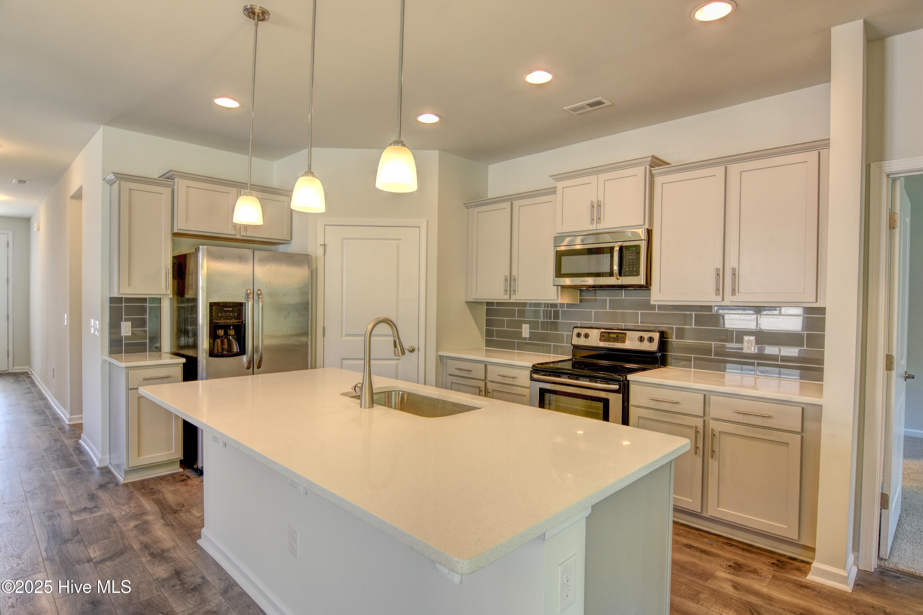 7954 Huron Drive Wilmington, NC 28412 - Photo 8 of 30 7954 Huron (10)