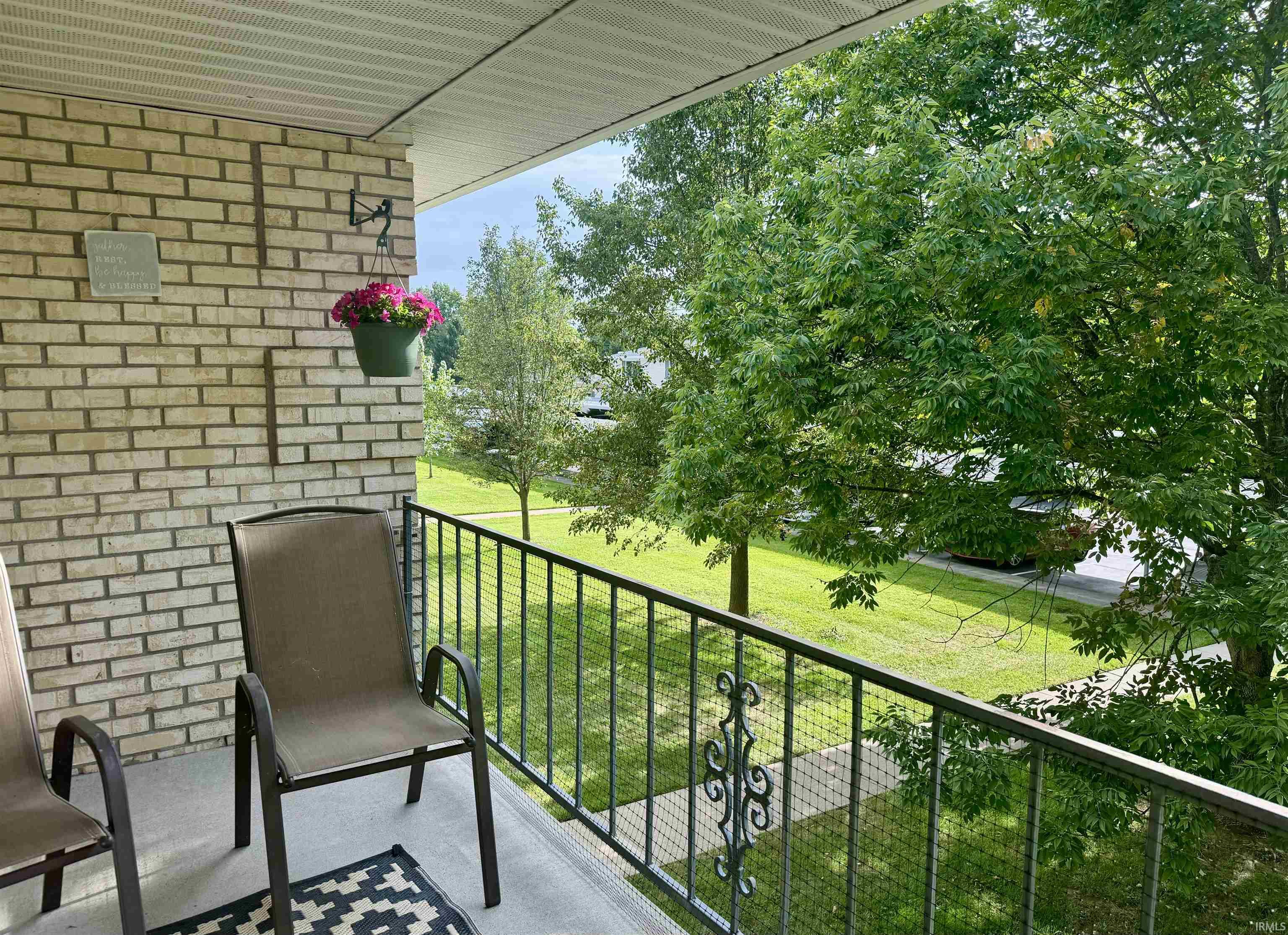 6702 Newburgh Road Evansville, IN 47715 - Photo 8 of 34 Gallery Image 8
