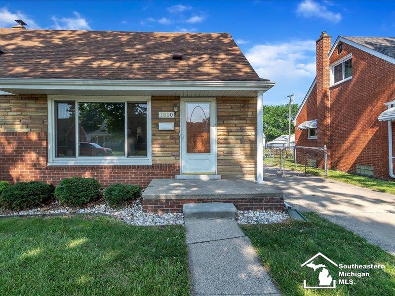7850 Harding Street Taylor, MI 48180 - Photo 5 of 38