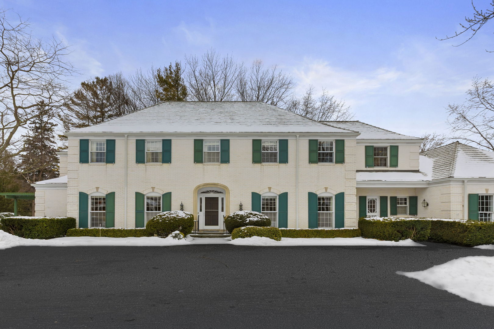 970 East Deerpath Road Lake Forest, IL 60045 - Photo 1 of 46