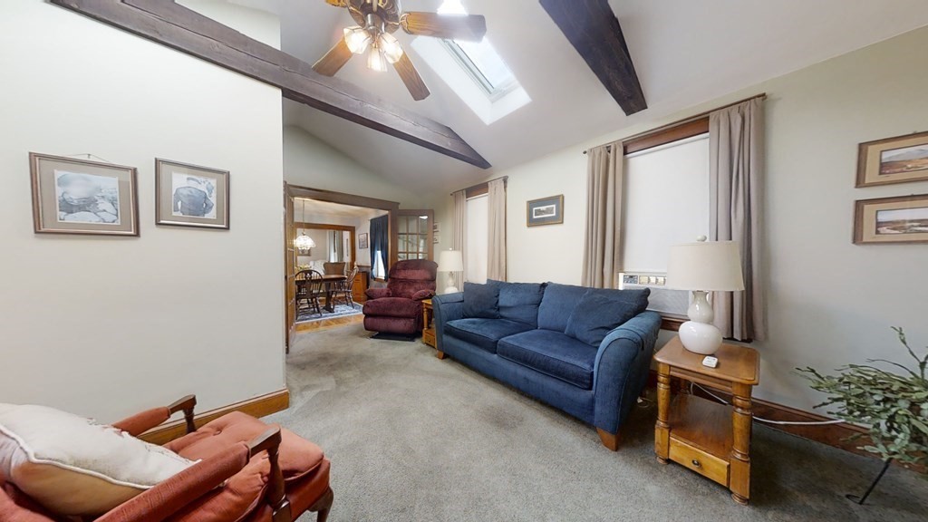 34 Edwin Road Waltham, MA 02453 - Photo 9 of 20