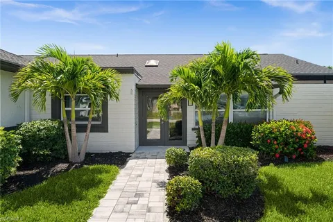 $789,000 | 3911 Southwest 25th Court, Cape Coral, FL 33914