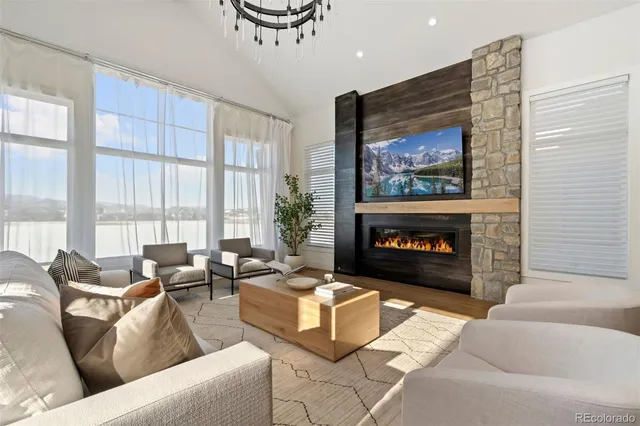 $3,000,000 | 2599 Heron Lakes Parkway, Berthoud, CO 80513