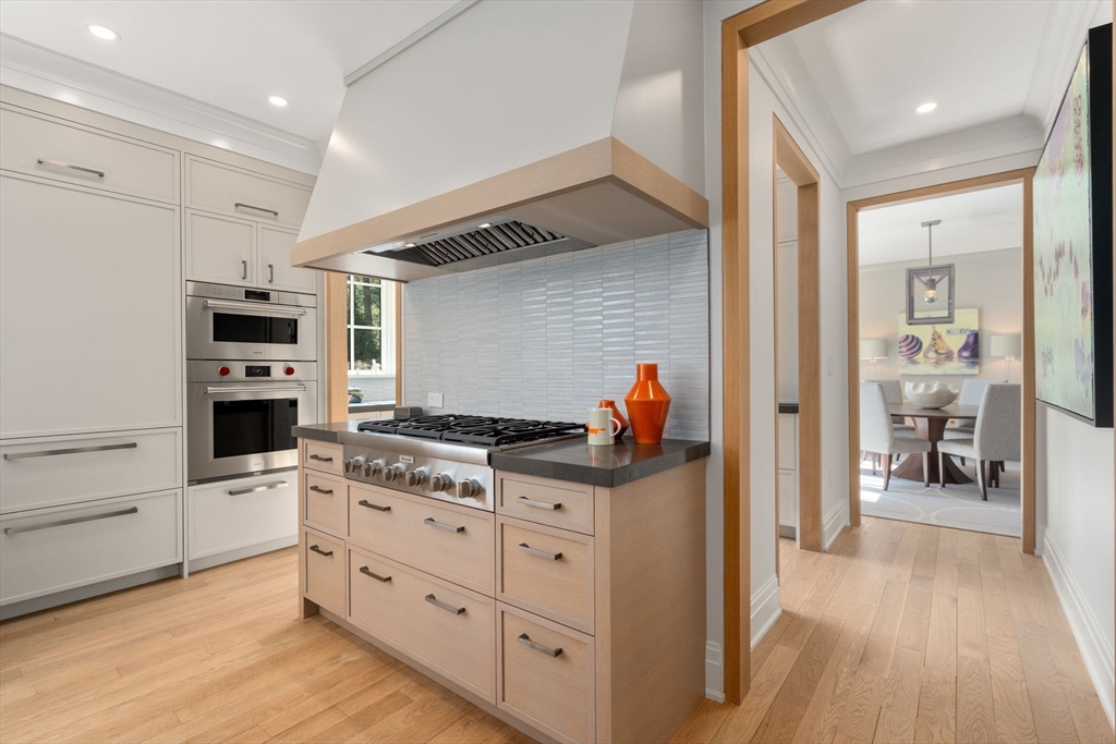 9 Skating Pond Road Weston, MA 02493 - Photo 5 of 34