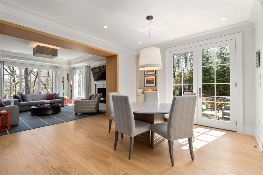 9 Skating Pond Road Weston, MA 02493 - Photo 9 of 34