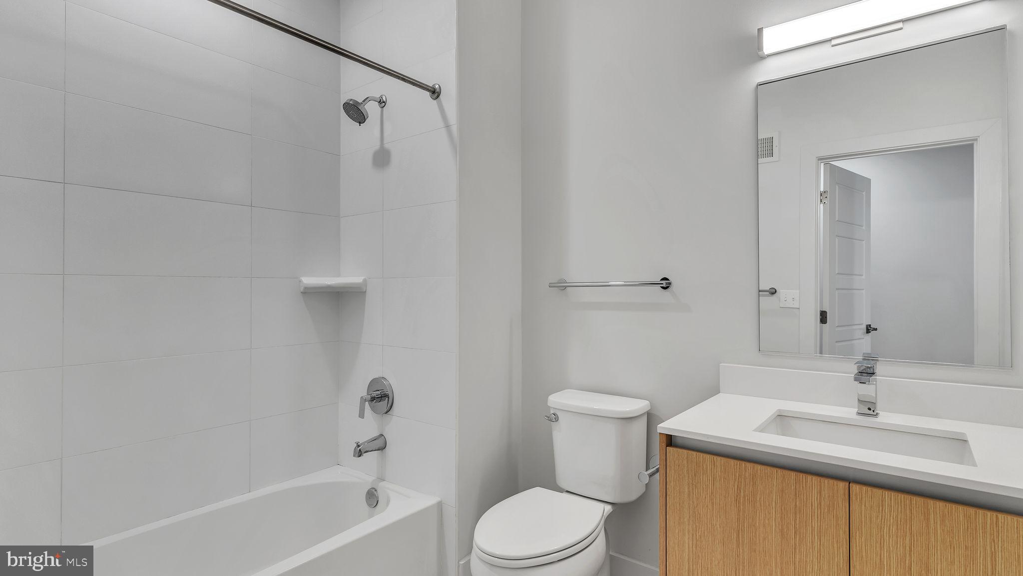 1309 E Street Southeast Washington, DC 20003 - Photo 28 of 33 Loft Full Bath