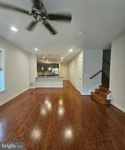 $4,375 | 620 East Howell Avenue, Unit 101, Alexandria, VA 22301