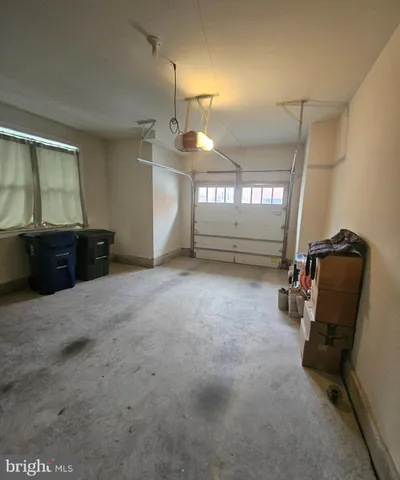 $4,375 | 620 East Howell Avenue, Unit 101, Alexandria, VA 22301