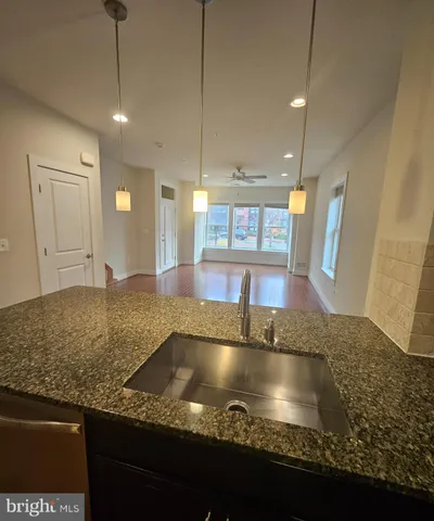 $4,375 | 620 East Howell Avenue, Unit 101, Alexandria, VA 22301