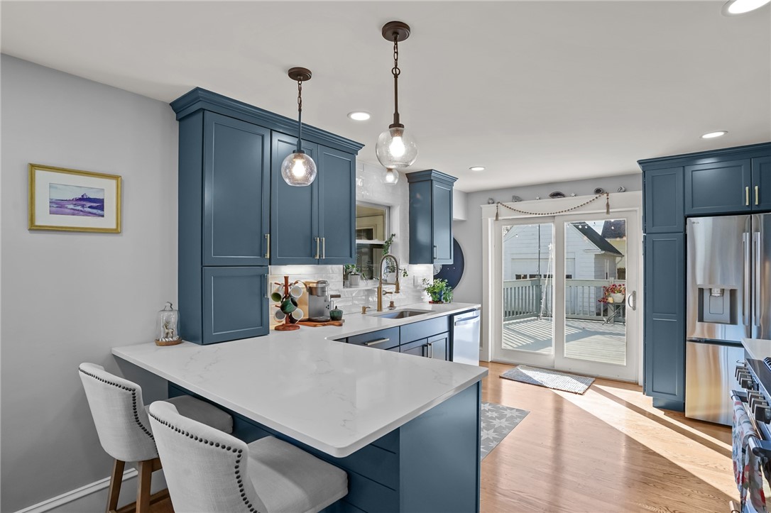 26 Keith Avenue Cranston, RI 02910 - Photo 7 of 43