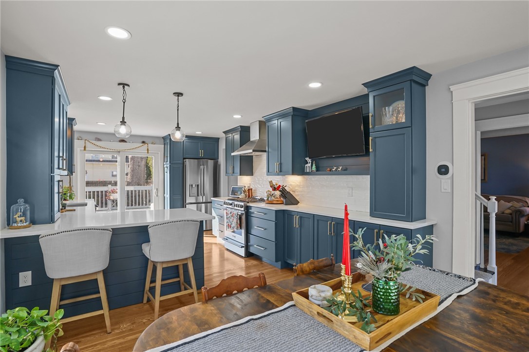 26 Keith Avenue Cranston, RI 02910 - Photo 9 of 43