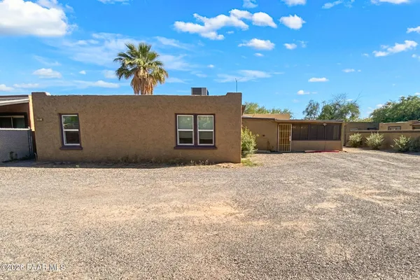 $950 | 2137 North Bell Avenue, Tucson, AZ 85712
