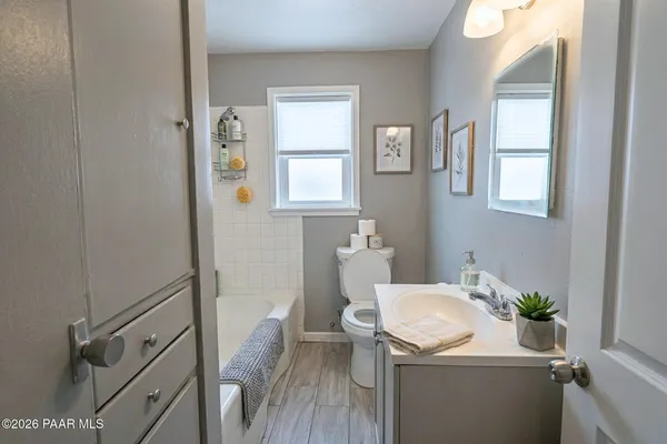 $950 | 2143 North Bell Avenue, Tucson, AZ 85712