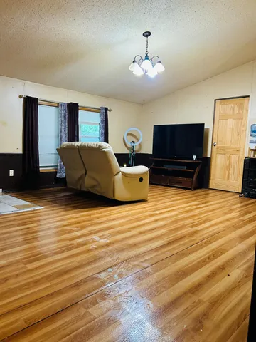 $100,000 | 4644 Prior Circle, Arden Hills, MN 55112