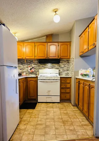 $100,000 | 4644 Prior Circle, Arden Hills, MN 55112