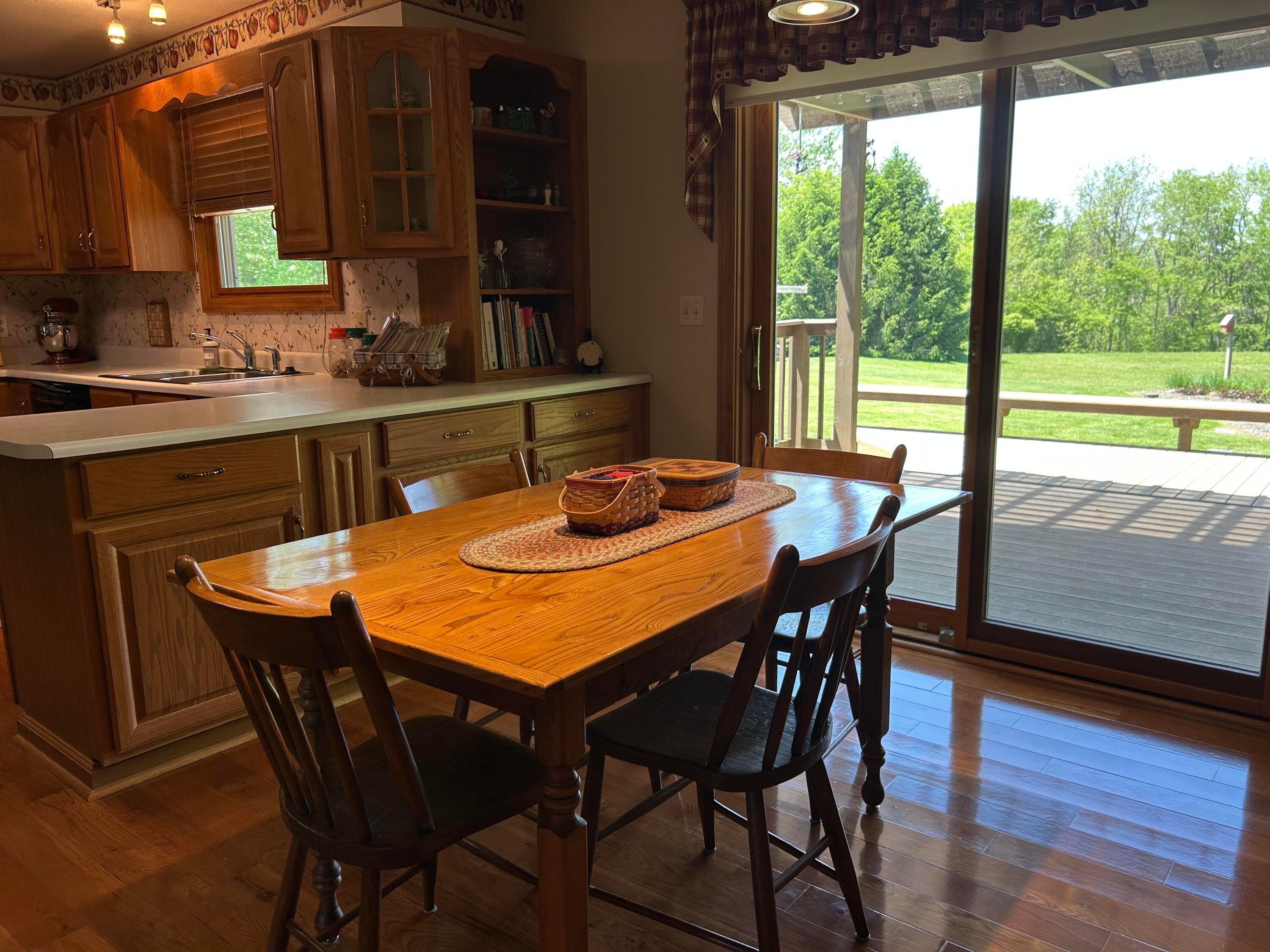 2905 Fairfield Union Road Northeast Lancaster, OH 43130 - Photo 13 of 25