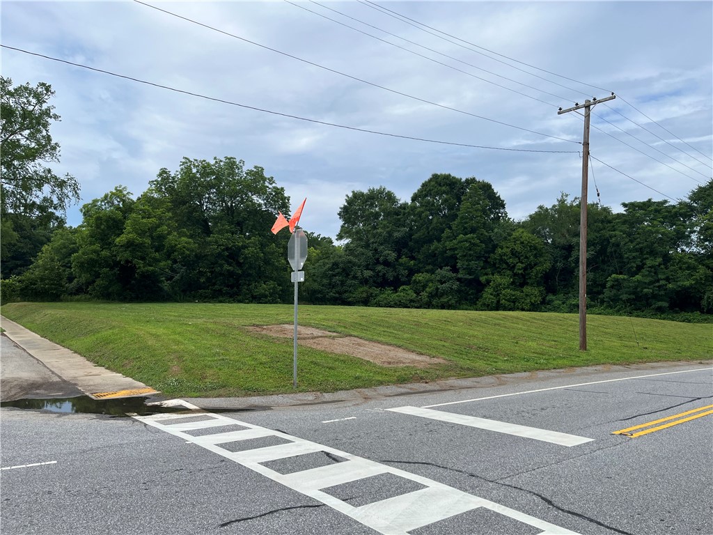 237 East Main Street Pendleton, SC 29670 - Photo 6 of 16 A spacious, verdant lot awaits your vision, perfectly situated for new development.
