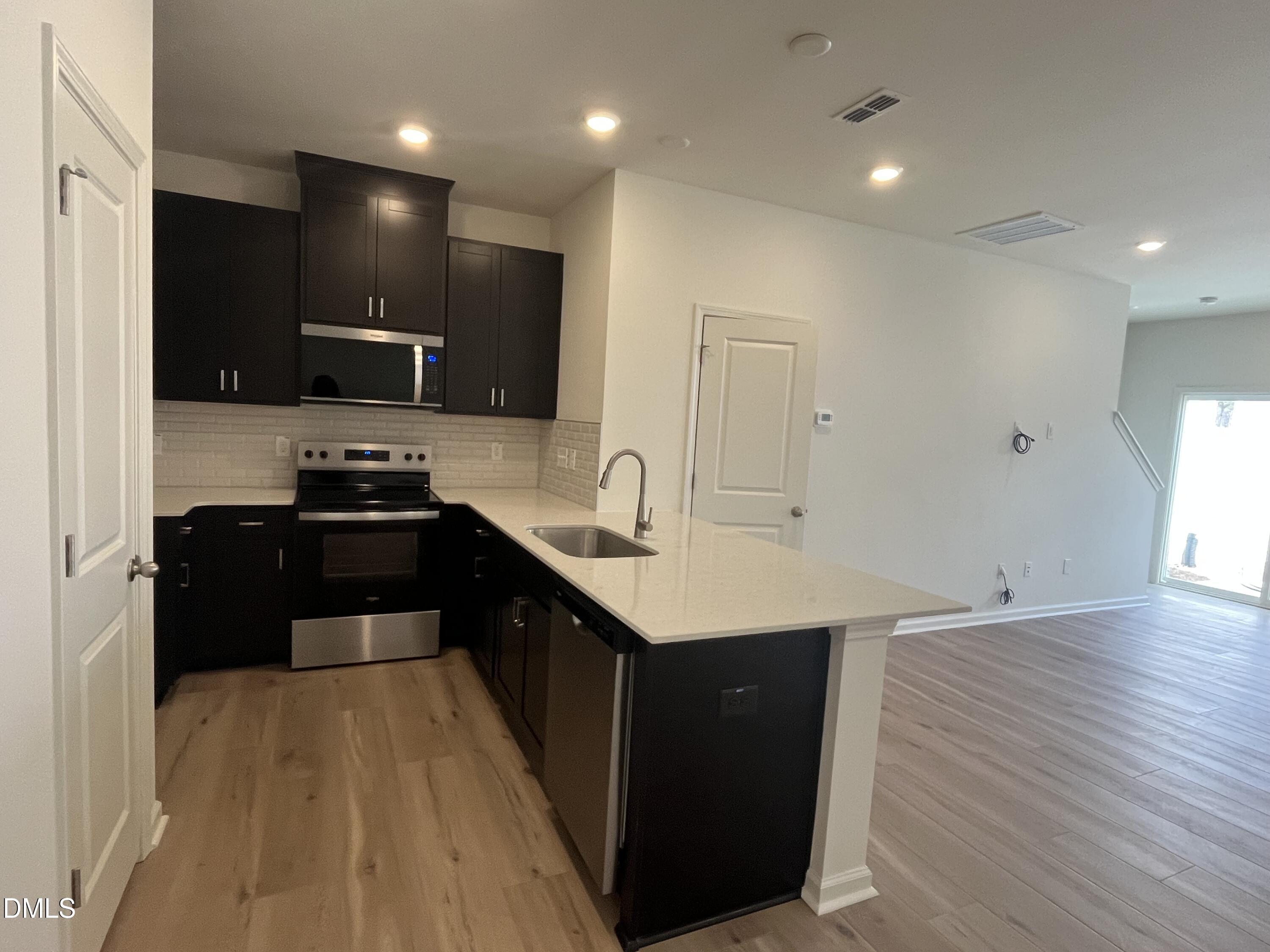 2220 Rabbitbrush Street Durham, NC 27704 - Photo 2 of 11 IMG_0946