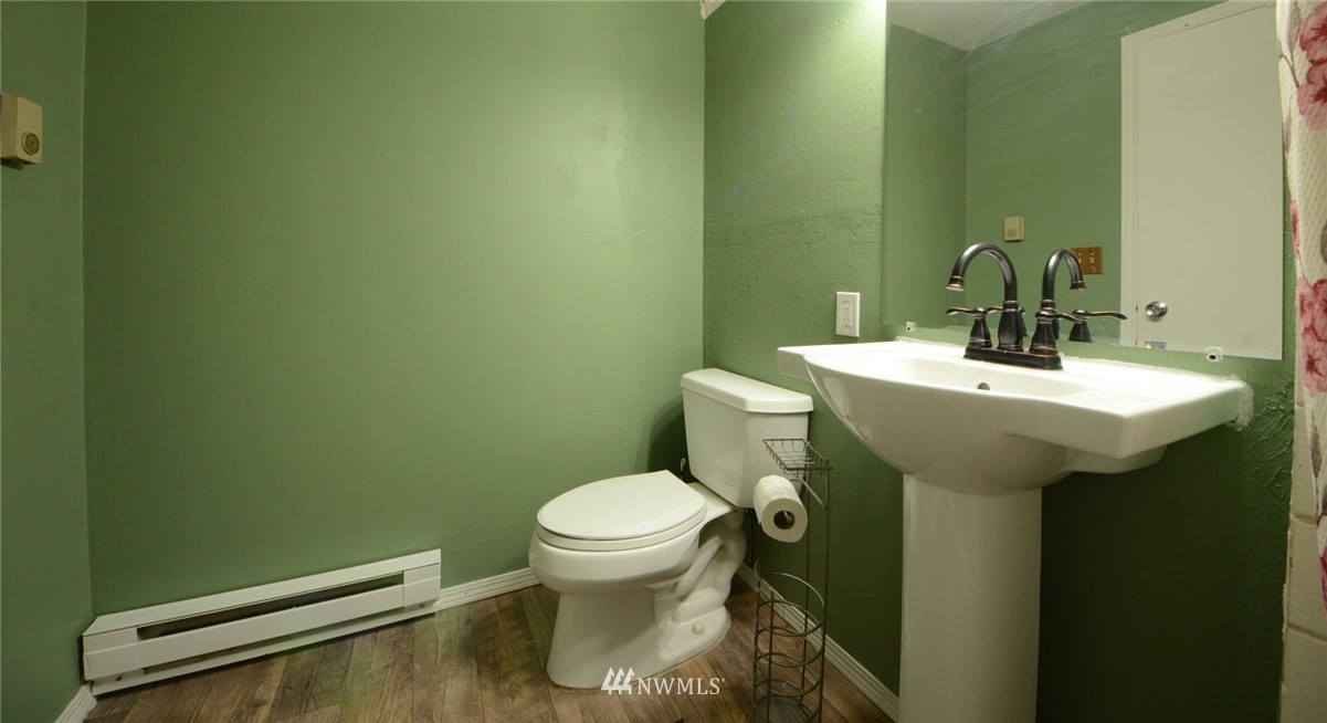 18120 Empire Street Southwest Rochester, WA 98579 - Photo 24 of 39 Gallery Image 24