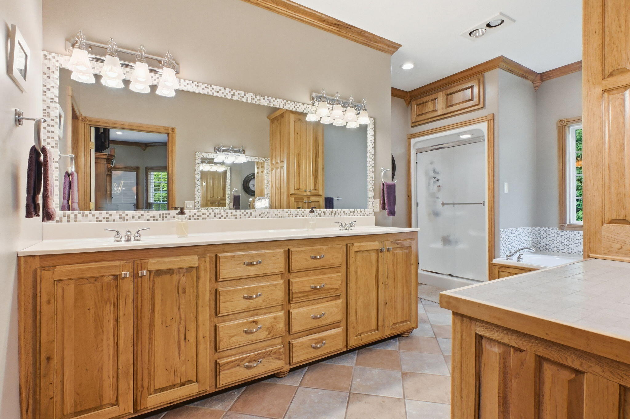 4241 South 90th Road Bolivar, MO 65613 - Photo 27 of 86 27 - master