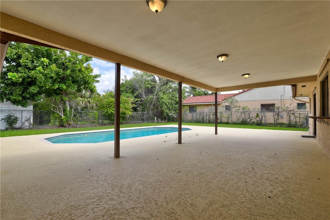 8671 Gatehouse Road Plantation, FL 33324 - Photo 26 of 28 Photo 26