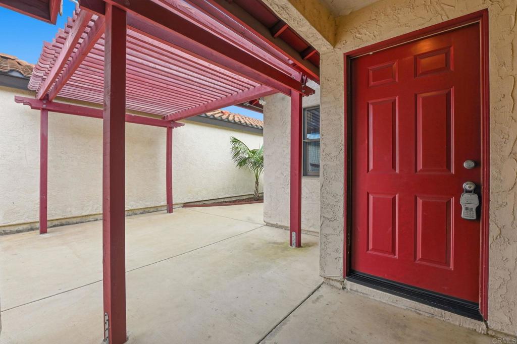 245 Smoke Tree Place Oceanside, CA 92057 - Photo 6 of 30