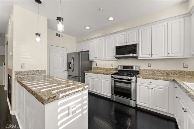 $549,990 | 33650 Willow Haven Lane, Unit 102, Murrieta, CA 92563