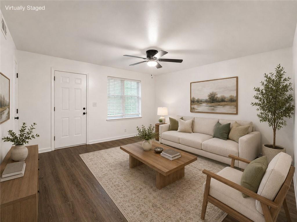 3083 Colonial Way, Unit O Atlanta, GA 30341 - Photo 4 of 16