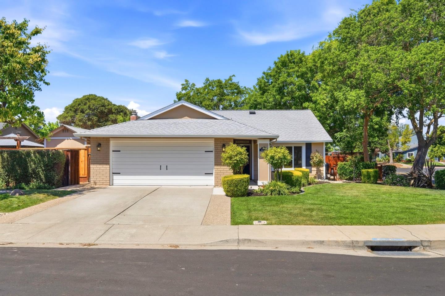 1780 Honeysuckle Road Livermore, CA 94551 - Photo 3 of 53
