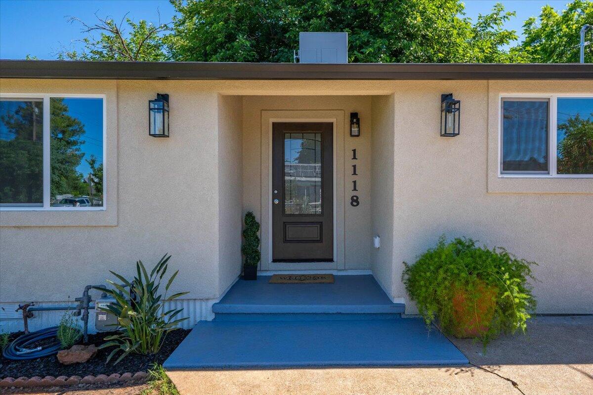1118 4th Street Redding, CA 96002 - Photo 1 of 18 01-1118 4th St - E-15