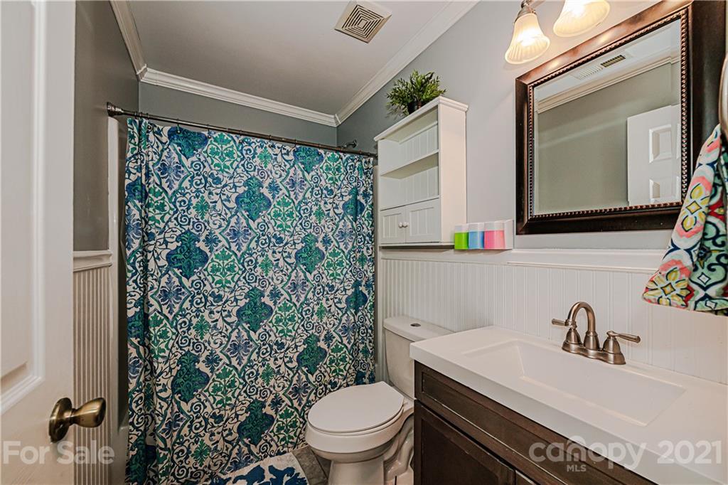 709 Clearbrook Road Matthews, NC 28105 - Photo 27 of 35 Gallery Image 27