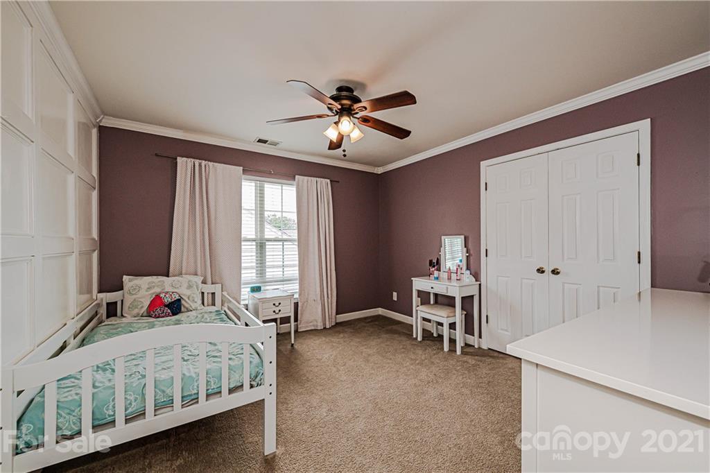 709 Clearbrook Road Matthews, NC 28105 - Photo 28 of 35 Gallery Image 28