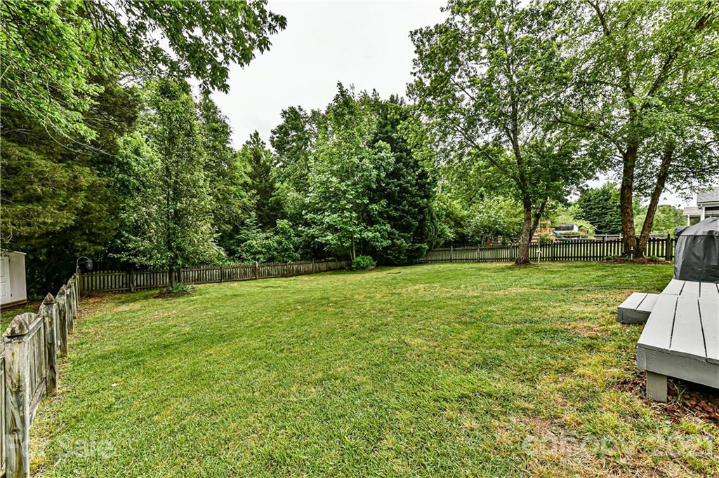 709 Clearbrook Road Matthews, NC 28105 - Photo 32 of 35 Gallery Image 32
