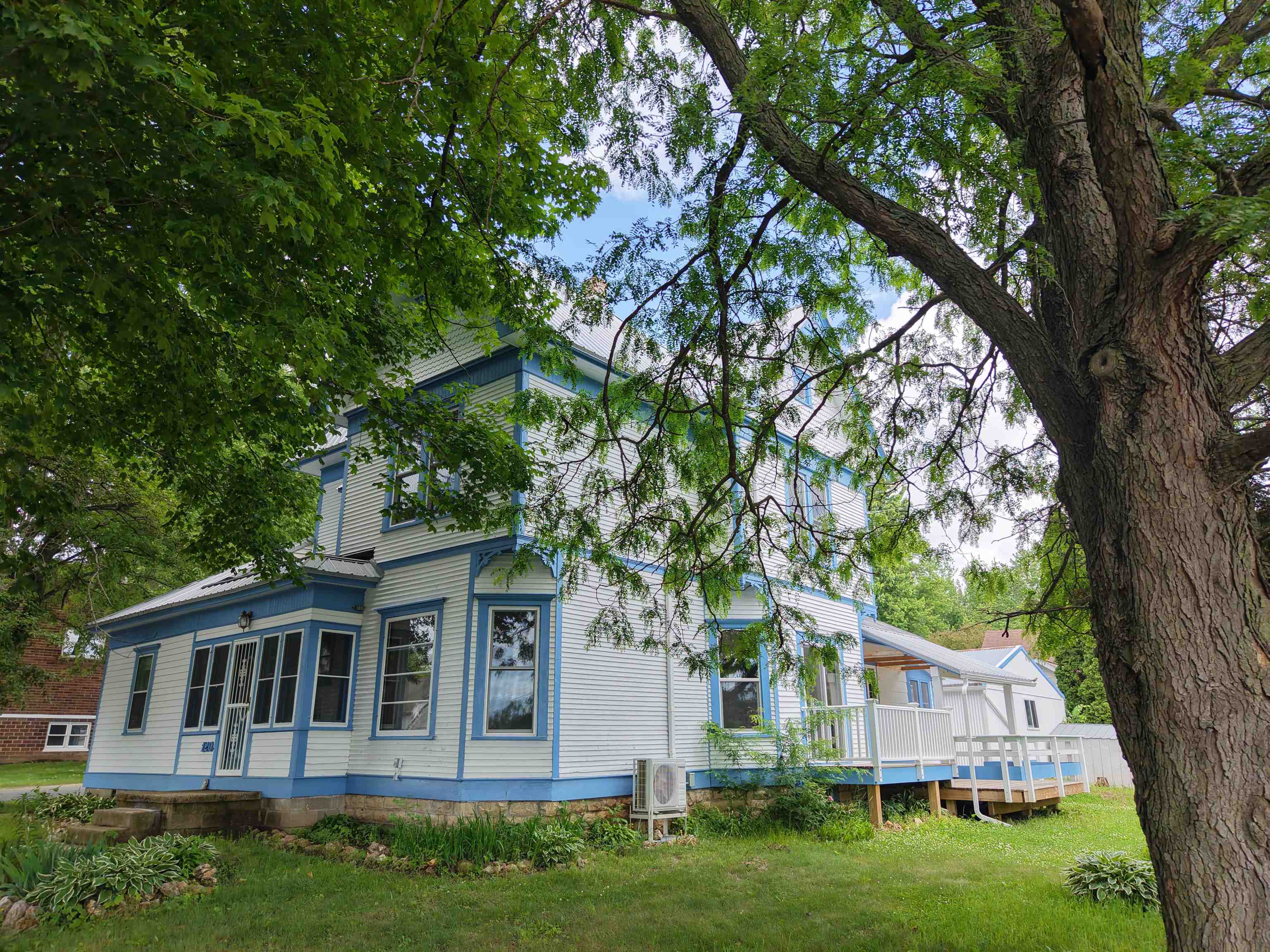 120 North State Street La Farge, WI 54639 - Photo 2 of 20
