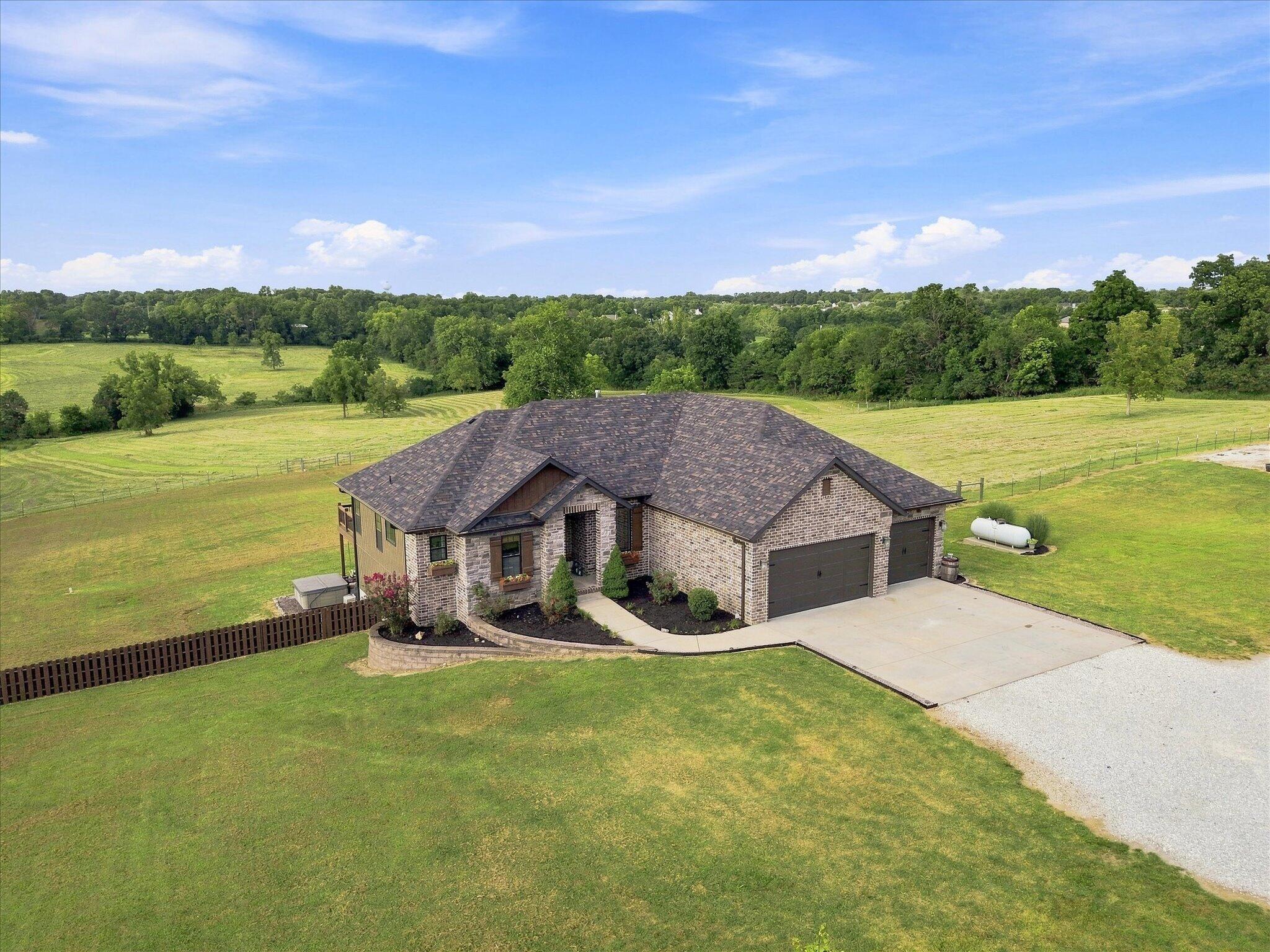 1337 Rosedale Road Nixa, MO 65714 - Photo 3 of 24 Front