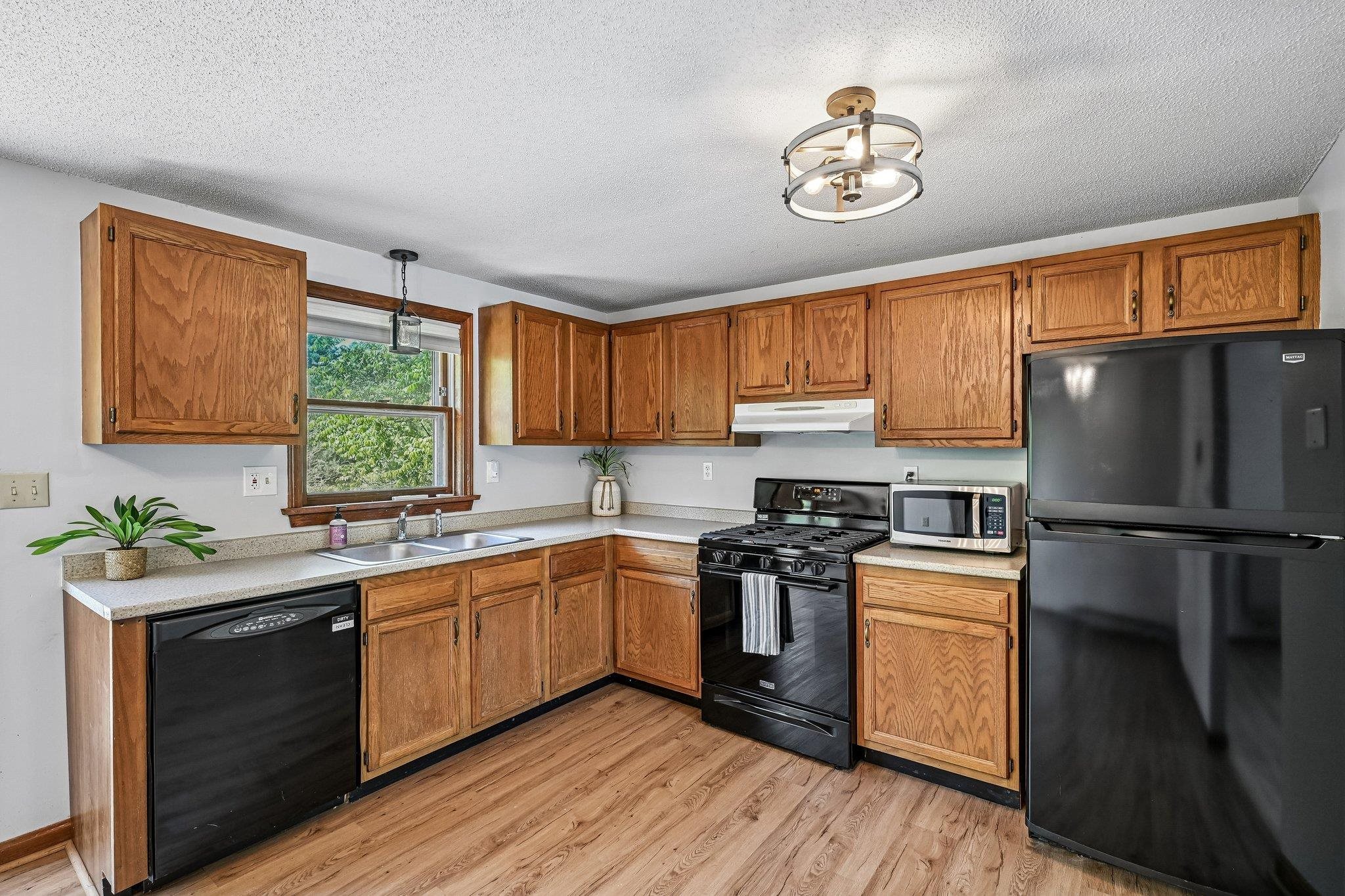 82 Derryfield Road, Unit L Derry, NH 03038 - Photo 11 of 34