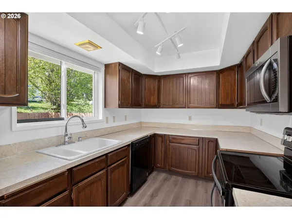 $449,000 | 12710 North Highway 101, Nehalem, OR 97131