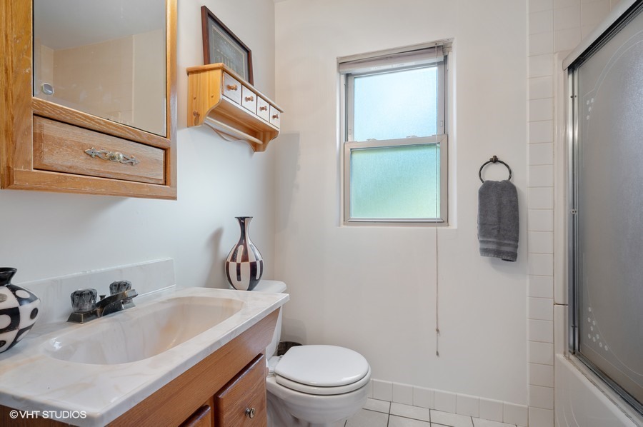 357 Downing Road Riverside, IL 60546 - Photo 16 of 30