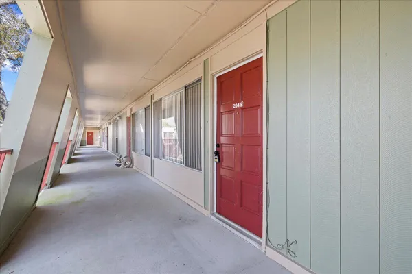 $134,900 | 210 Pelham Road, Unit 204B, Fort Walton Beach, FL 32547