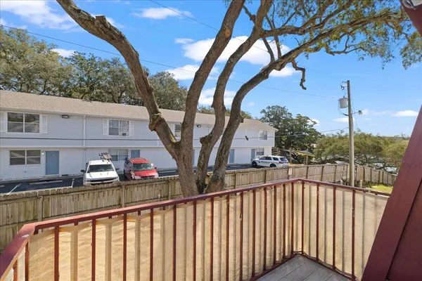$134,900 | 210 Pelham Road, Unit 204B, Fort Walton Beach, FL 32547