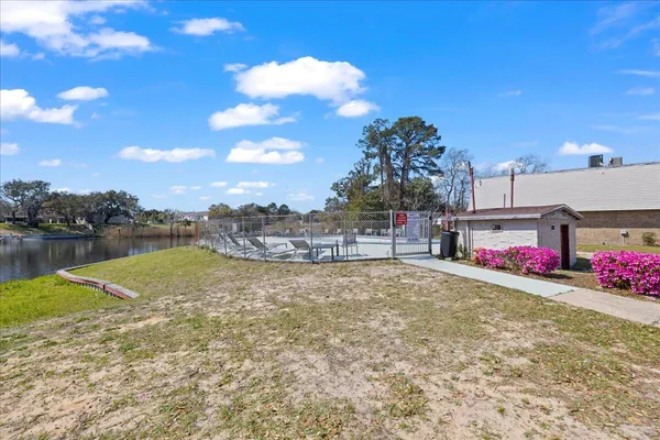 $134,900 | 210 Pelham Road, Unit 204B, Fort Walton Beach, FL 32547