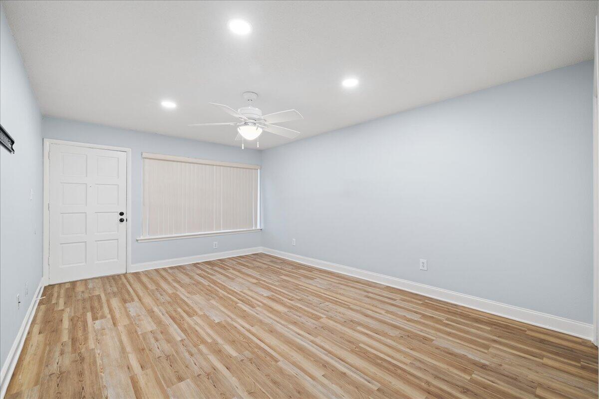 210 Pelham Road, Unit 204B Fort Walton Beach, FL 32547 - Photo 3 of 25 2-02-living_room_from_the_hallway