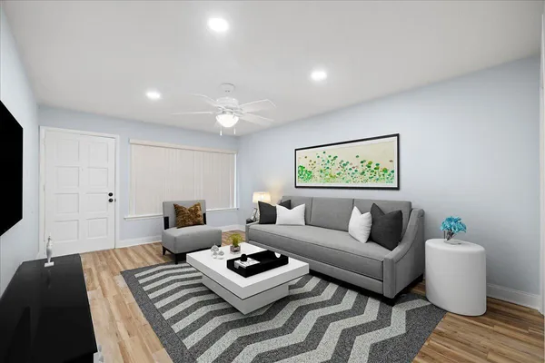 $134,900 | 210 Pelham Road, Unit 204B, Fort Walton Beach, FL 32547