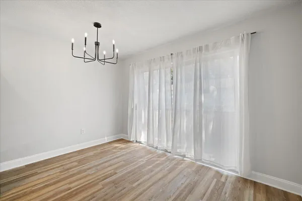 $134,900 | 210 Pelham Road, Unit 204B, Fort Walton Beach, FL 32547